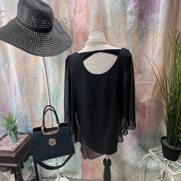 AGB πFigure- Friendly Black Chiffon Drape Overlay Top Keyhole Backside - Picture 3 of 14
